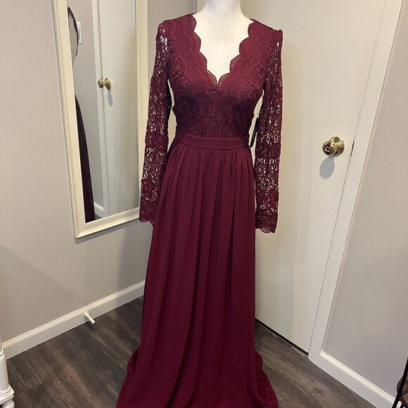 NWT Lulus Burgundy Awaken My Love Long Sleeve Open Back Lace Maxi Dress, Size S - Picture 4 of 16